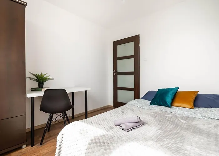 - Ul Mlodych Technikow *