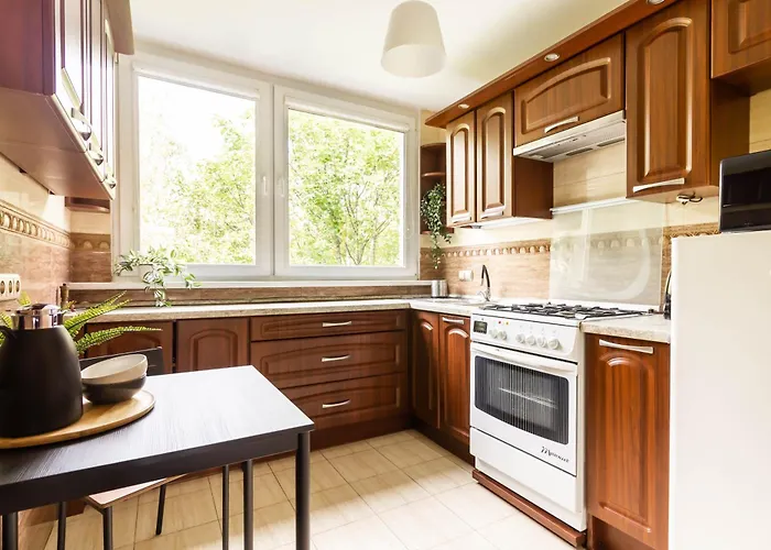 - Ul Mlodych Technikow *