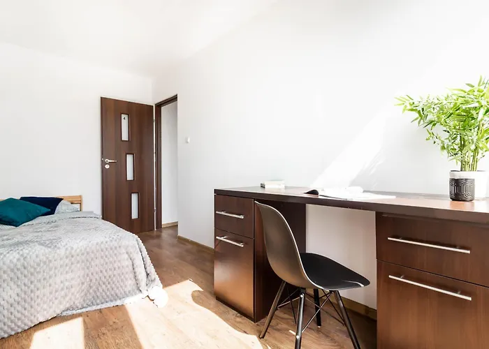 - Ul Mlodych Technikow Апартаменты *